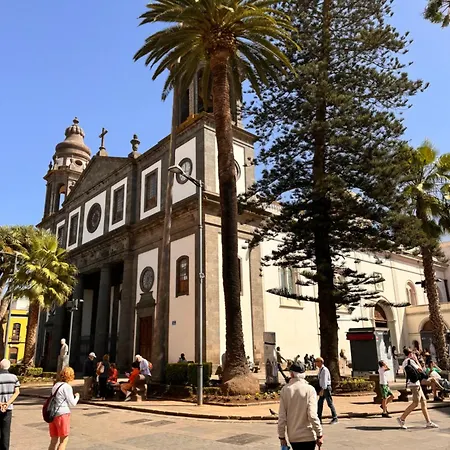 Appartamento En Calle Heraclio Sanchez La Laguna (Tenerife)